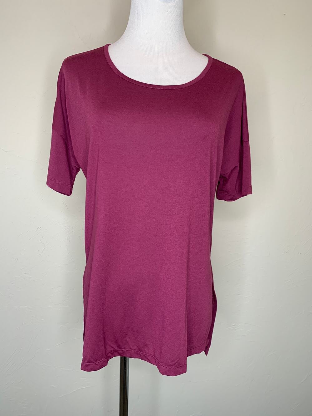 Nike Dri Fit Pink Burgundy T Shirt Sz Small